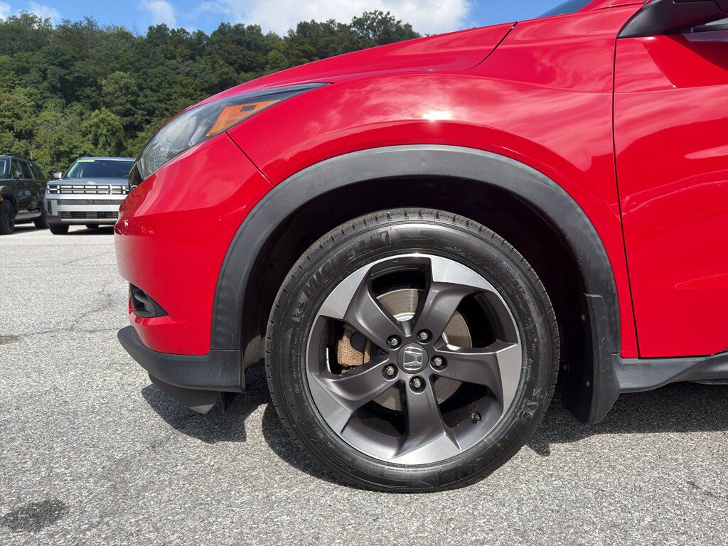 Used 2018 Honda HR-V EX-L image 9