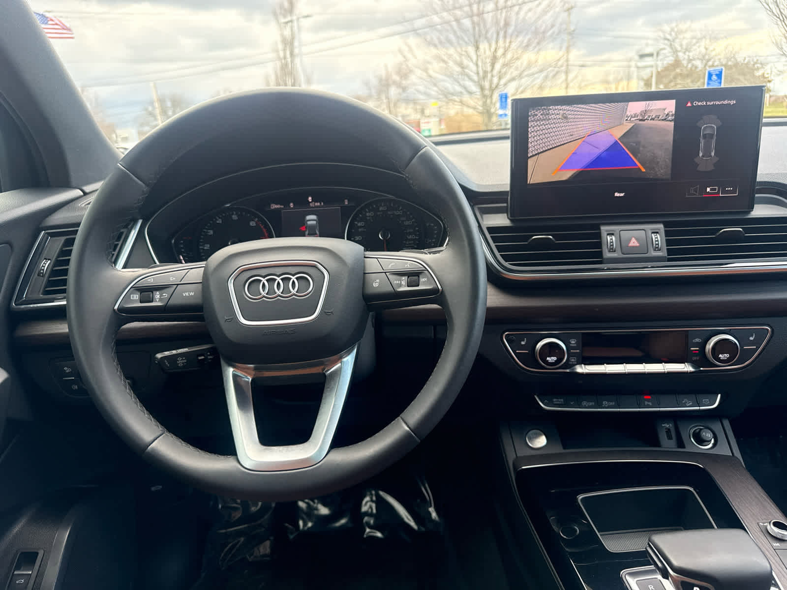 Used 2023 Audi Q5 2.0T Premium w/ Convenience Package image 19