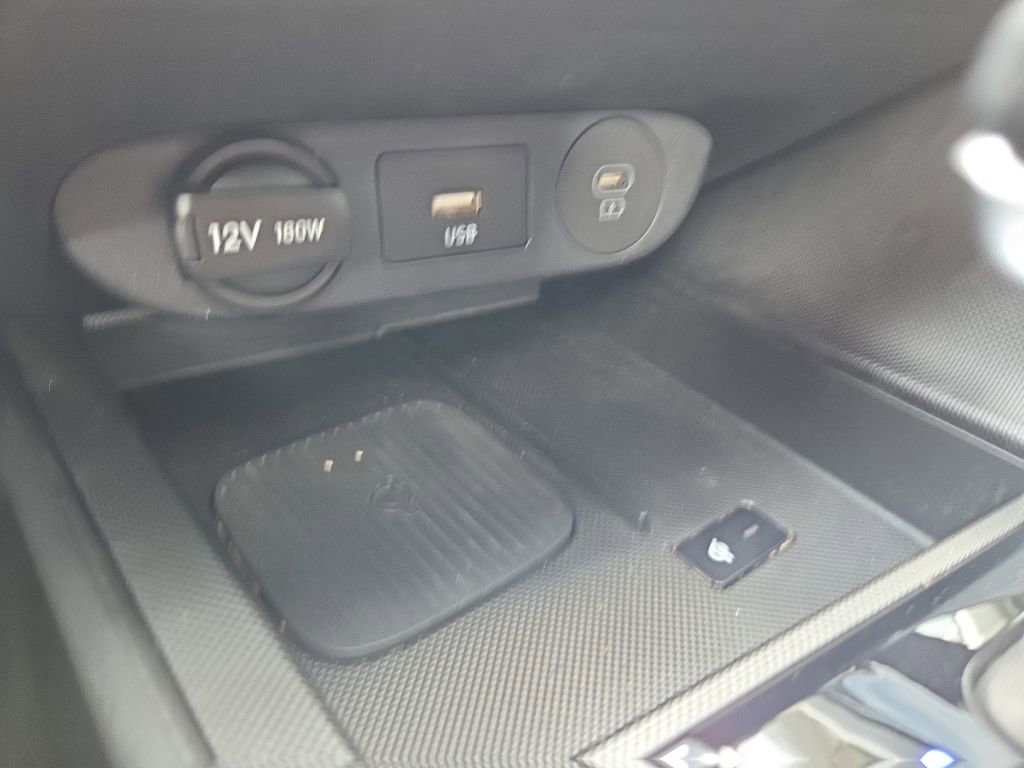 Certified 2024 Hyundai Elantra SEL w/ Convenience Package FWD image 37