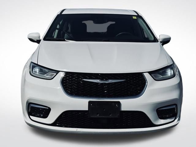 Certified 2023 Chrysler Pacifica Touring-L FWD image 3