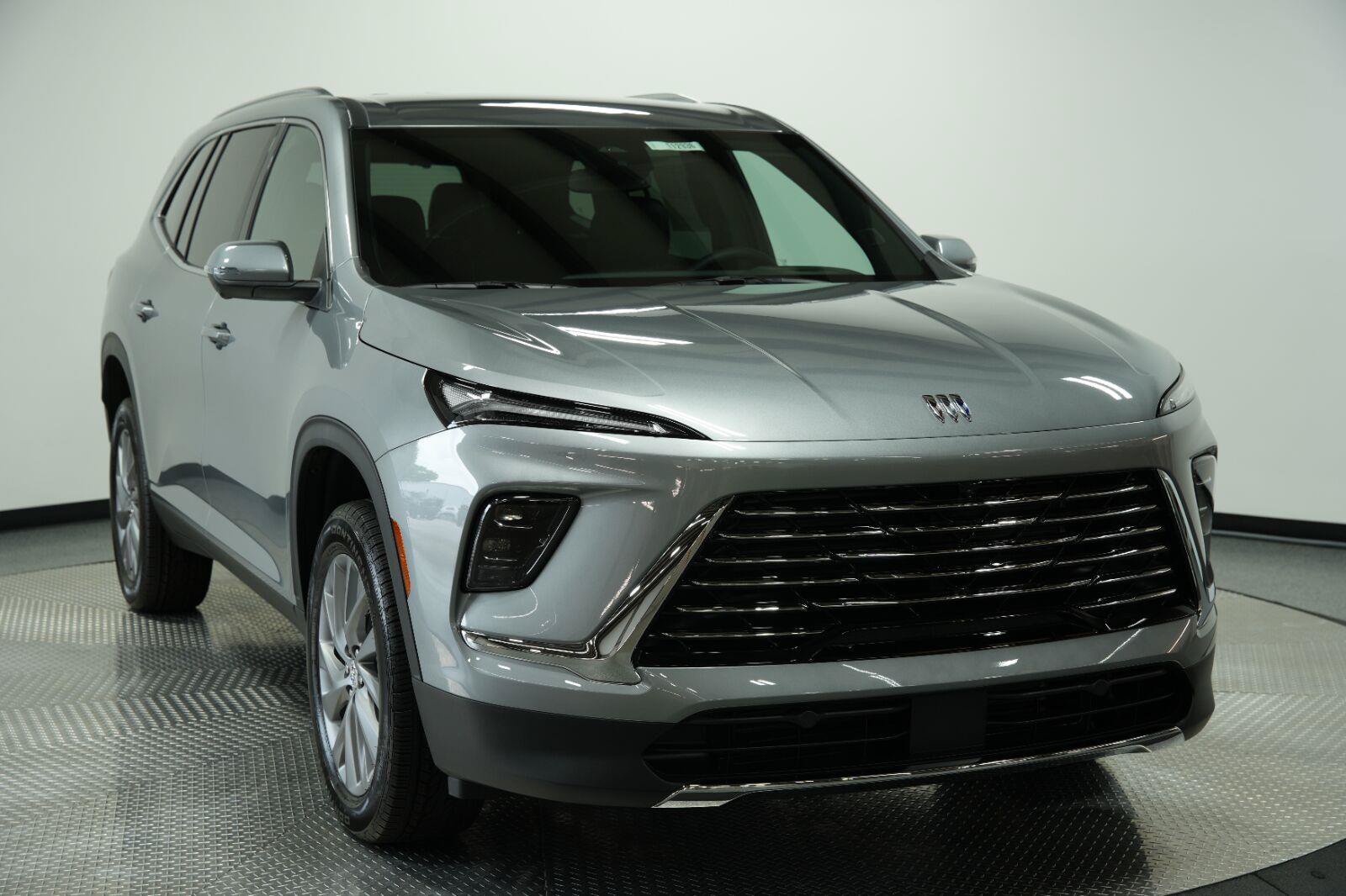 New 2026 Buick Enclave Preferred FWD image 2