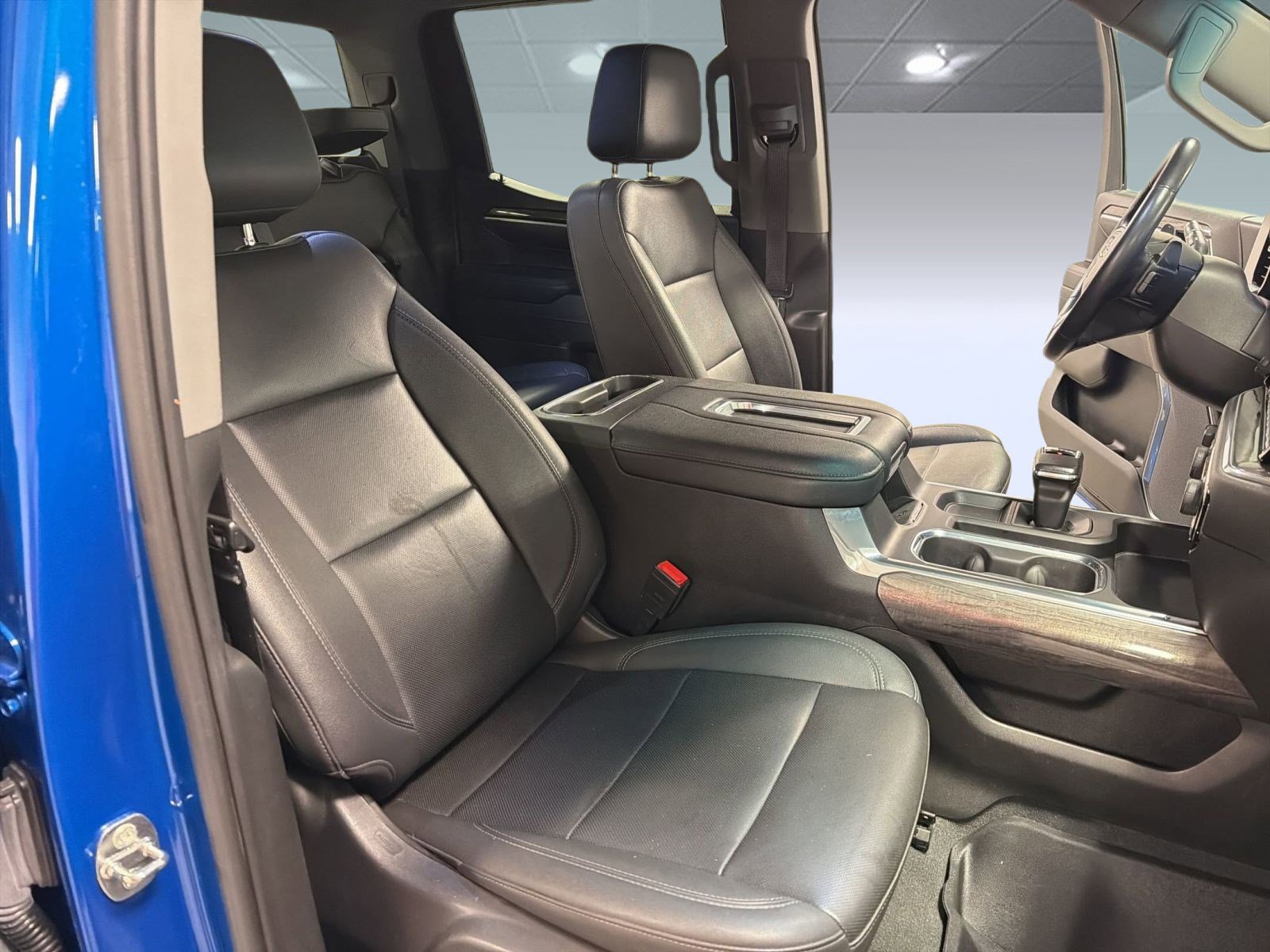 Used 2022 Chevrolet Silverado 1500 LTZ image 31