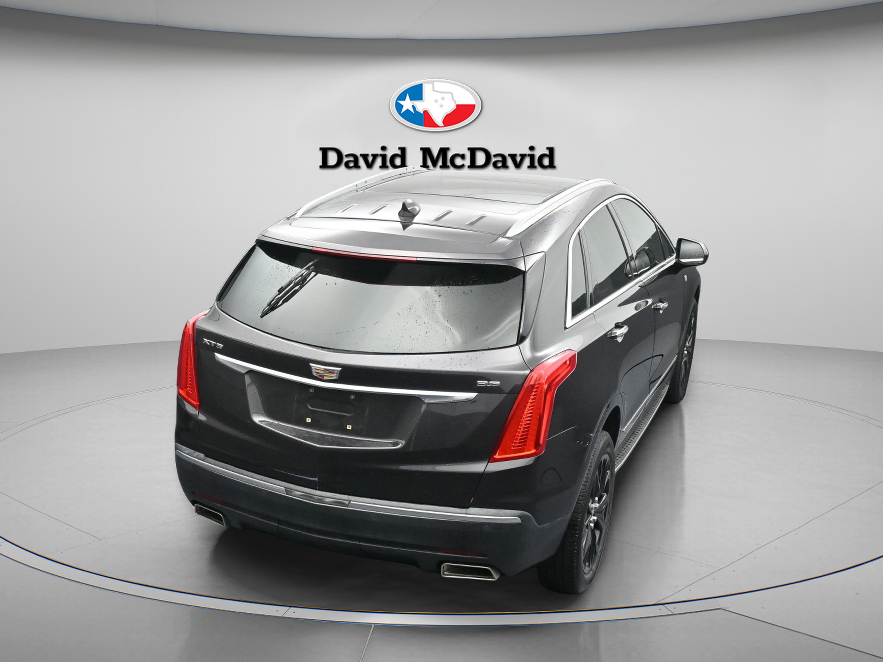 Used 2017 Cadillac XT5 Premium Luxury FWD image 39