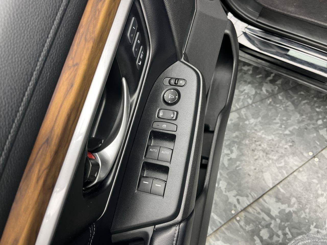 Used 2018 Honda CR-V EX-L image 9