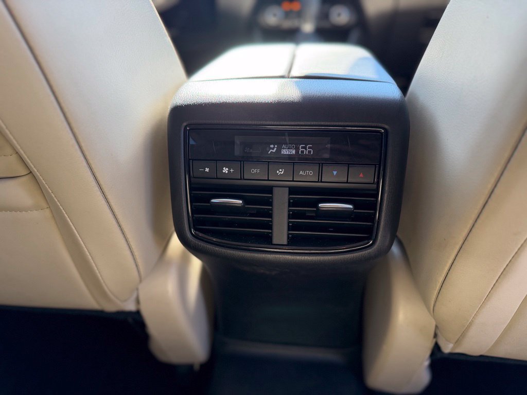 Used 2018 MAZDA CX-9 Touring w/ Touring Premium Package FWD image 19