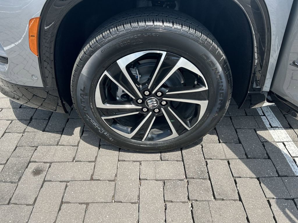 New 2026 Buick Enclave Sport Touring w/ Super Cruise Package image 30