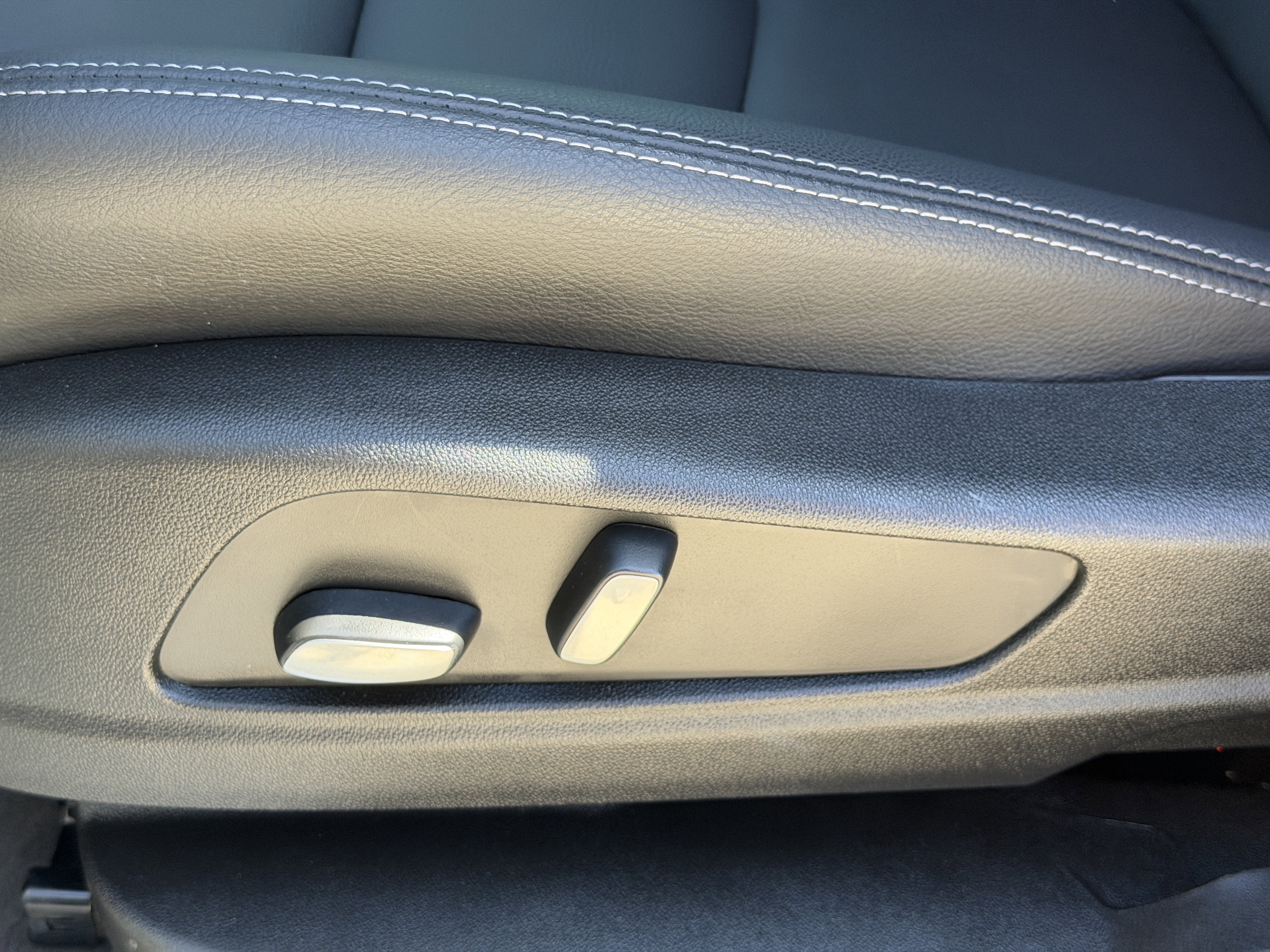 Used 2023 Cadillac XT5 Luxury image 20