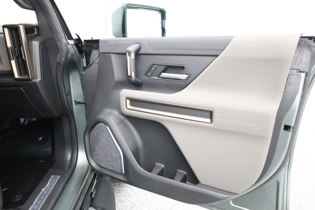 Used 2024 GMC Hummer EV 3X image 23