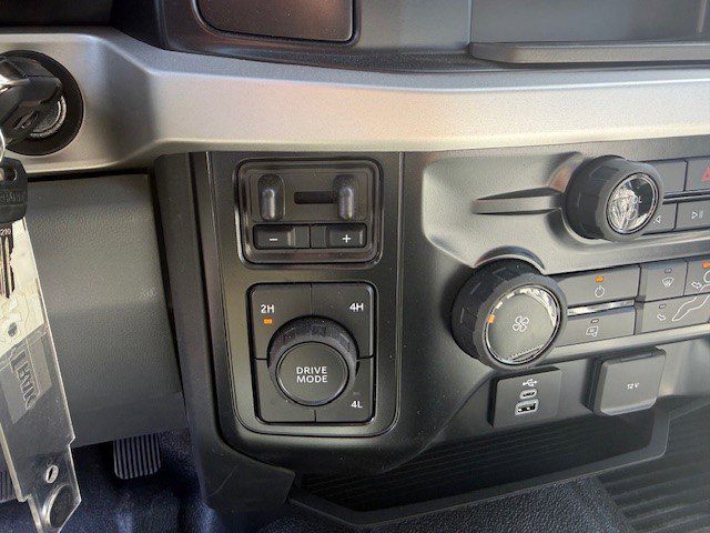 New 2026 Ford F550 4x4 SuperCab Super Duty image 23