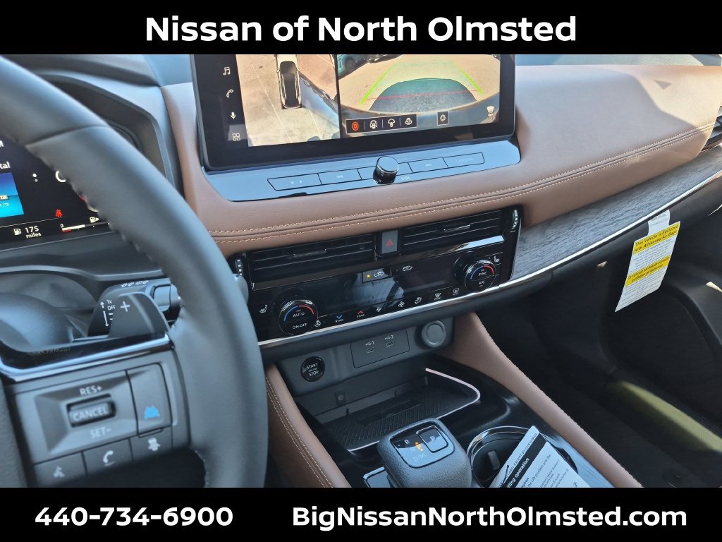 New 2026 Nissan Rogue Platinum w/ Platinum Premium Package AWD/4WD image 15