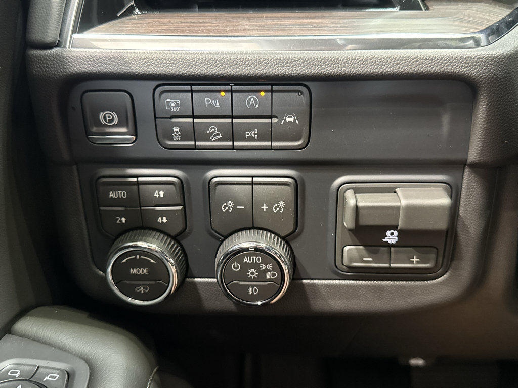 New 2026 Chevrolet Tahoe Z71 w/ Z71 Off-Road Package AWD/4WD image 36