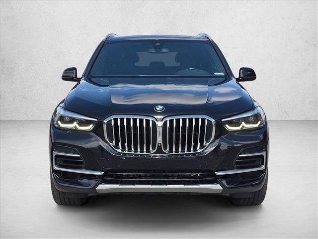 Used 2022 BMW X5 sDrive40i w/ Parking Assistance Package RWD image 2