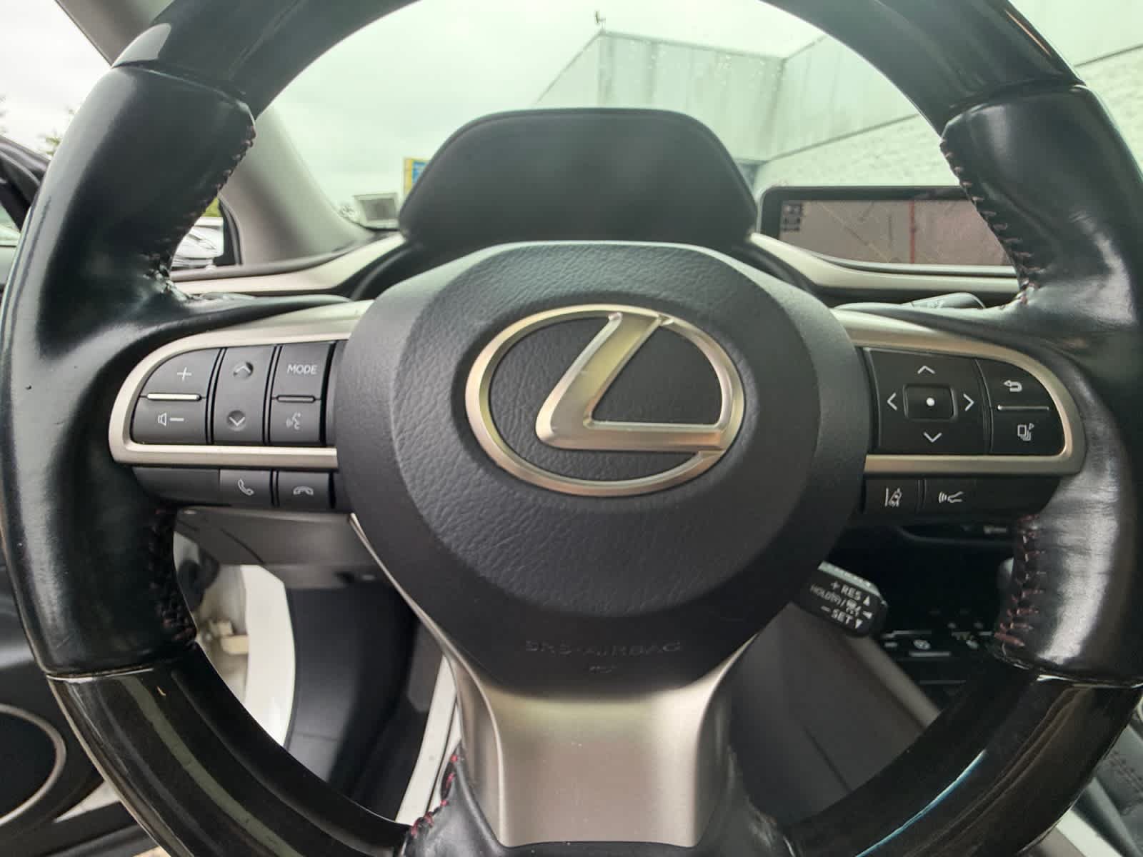 Used 2019 Lexus RX 350L Luxury w/ Accessory Package AWD/4WD image 27