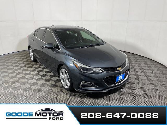 Used 2017 Chevrolet Cruze Premier image 1