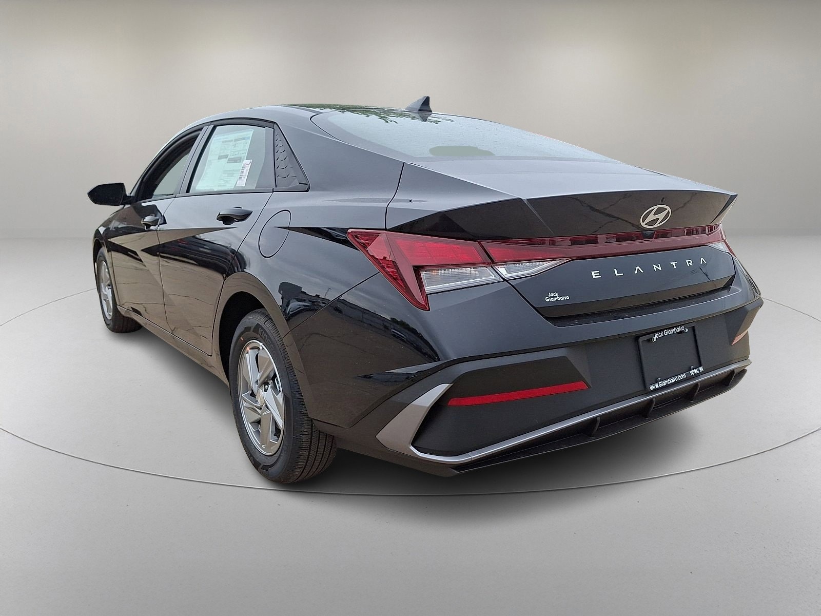 New 2026 Hyundai Elantra SE FWD image 5