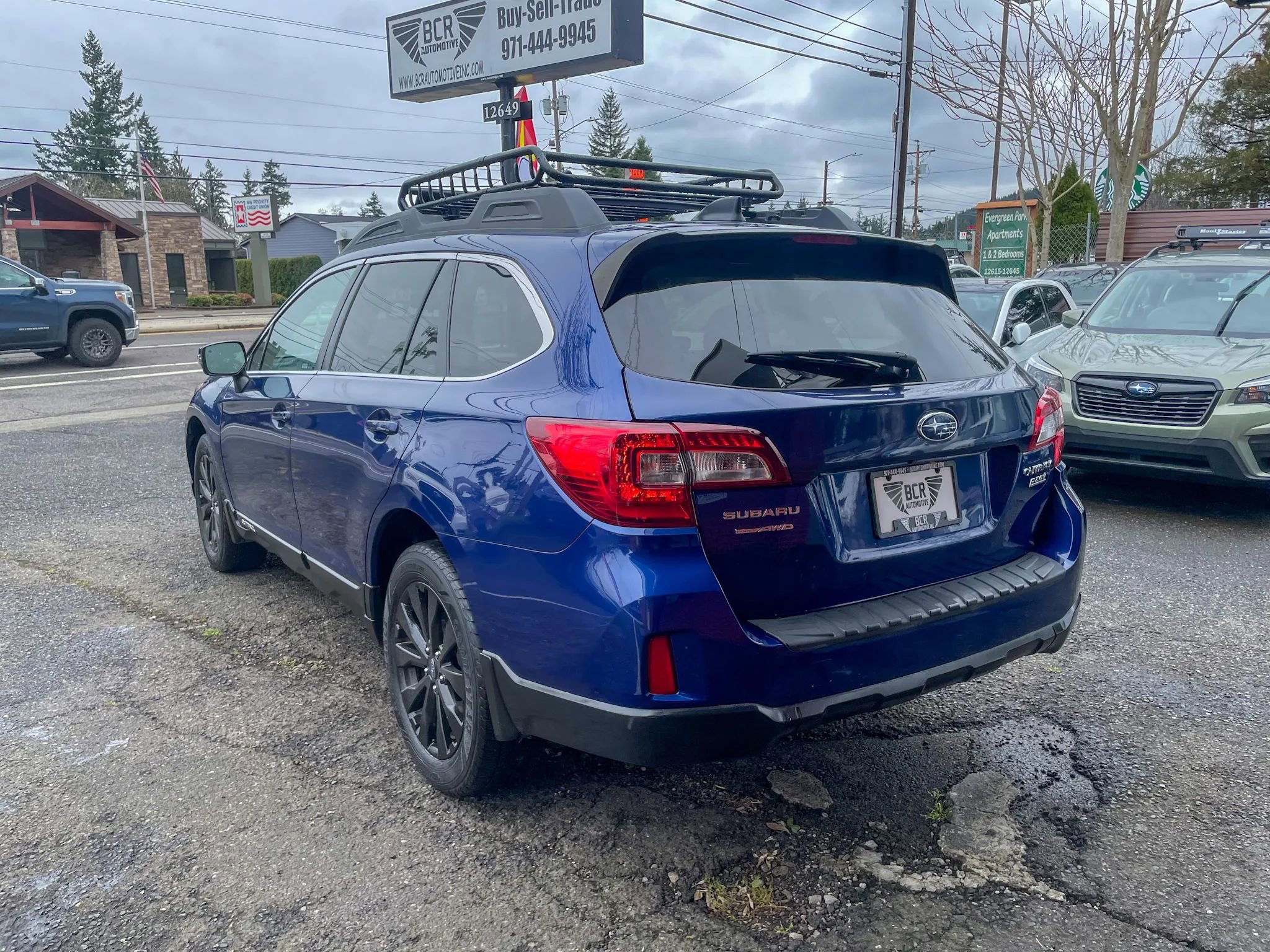 Used 2016 Subaru Outback 2.5i Limited image 2