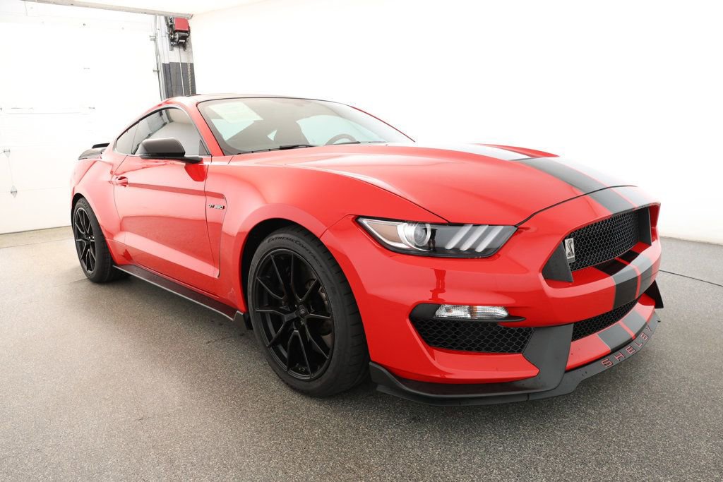 Used 2019 Ford Mustang Shelby GT350 w/ Technology Package image 3