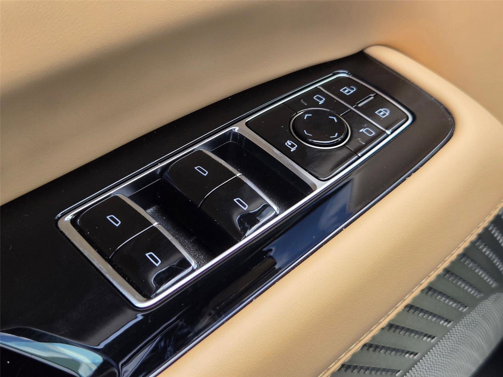 Used 2025 Cadillac Escalade IQ Luxury 2 AWD/4WD image 27