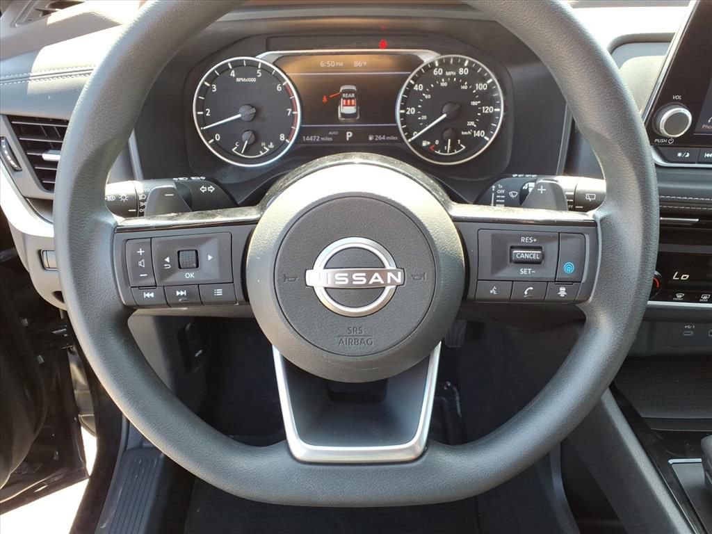 Used 2023 Nissan Rogue SV AWD/4WD image 19