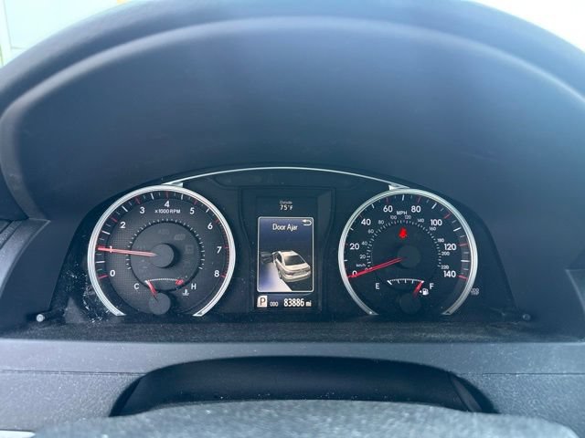 Used 2017 Toyota Camry SE FWD image 17