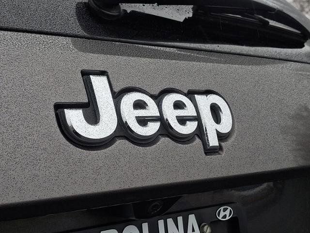 Used 2020 Jeep Grand Cherokee Laredo w/ 18" Wheel & 8.4" Radio Group image 33