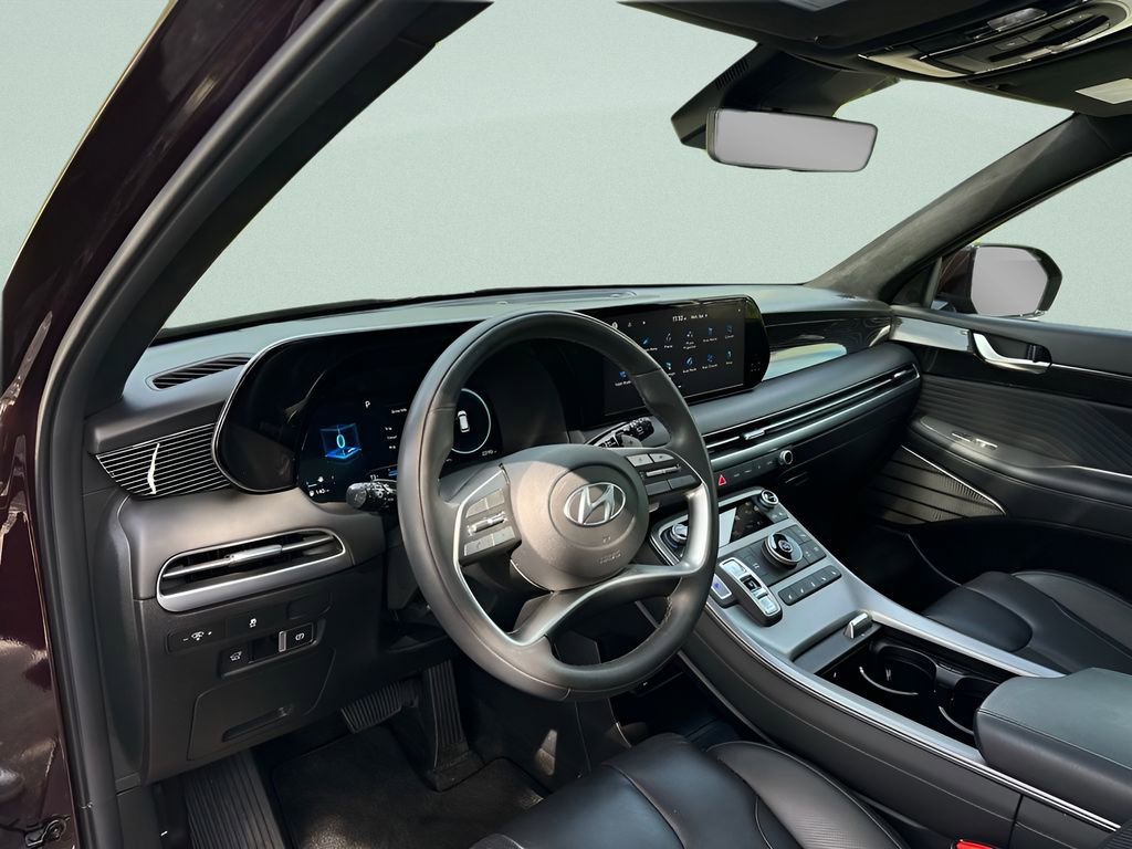 Used 2024 Hyundai Palisade Calligraphy image 17