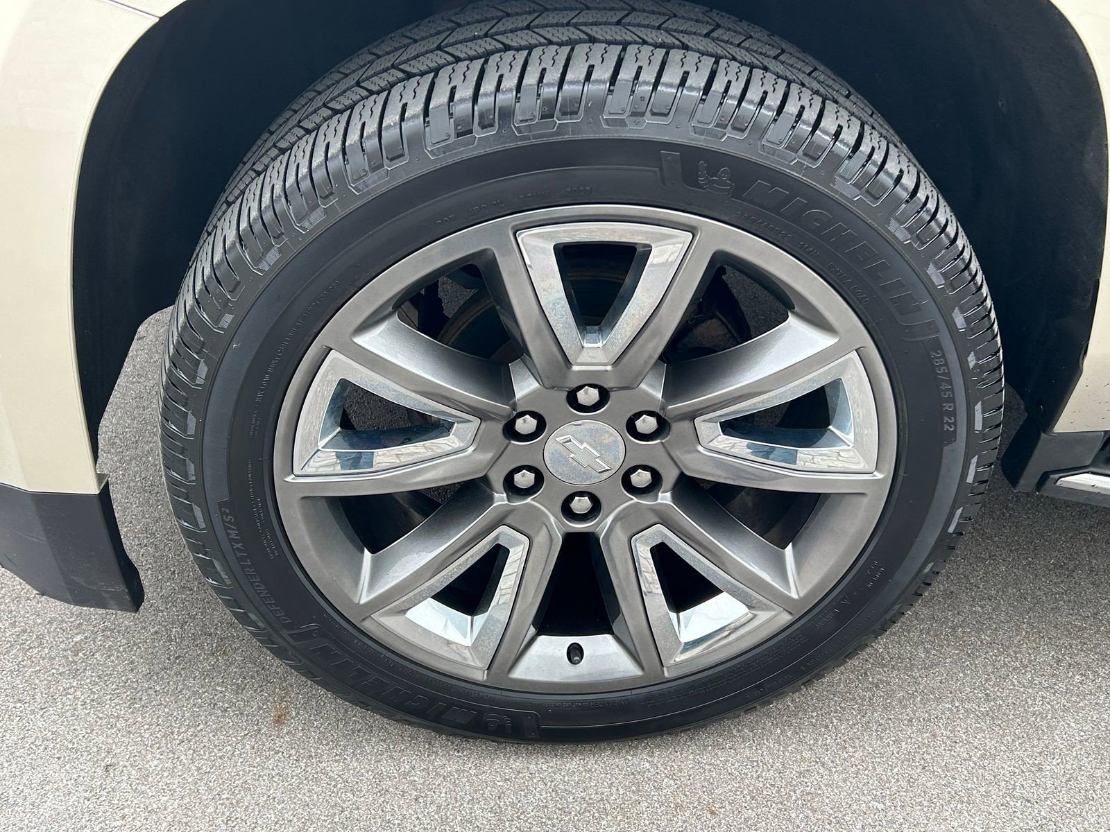 Used 2015 Chevrolet Suburban LTZ w/ Max Trailering Package image 8