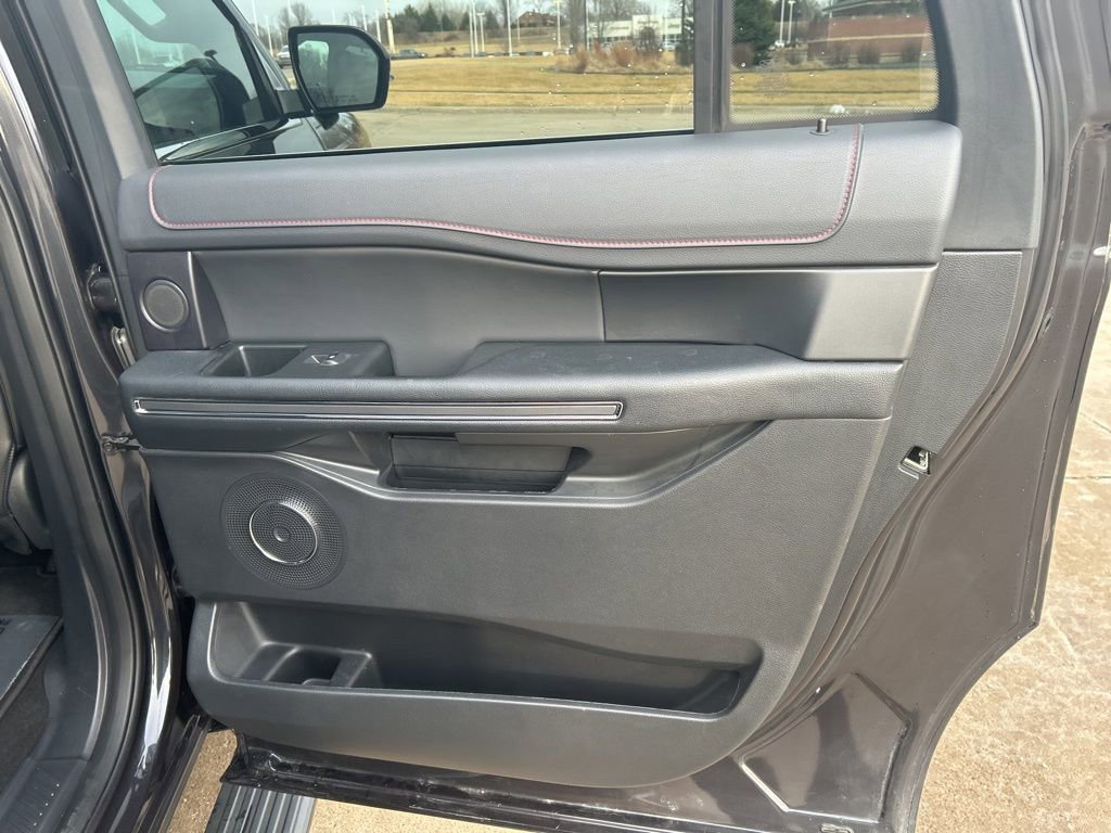 Used 2024 Ford Expedition Max Limited image 22