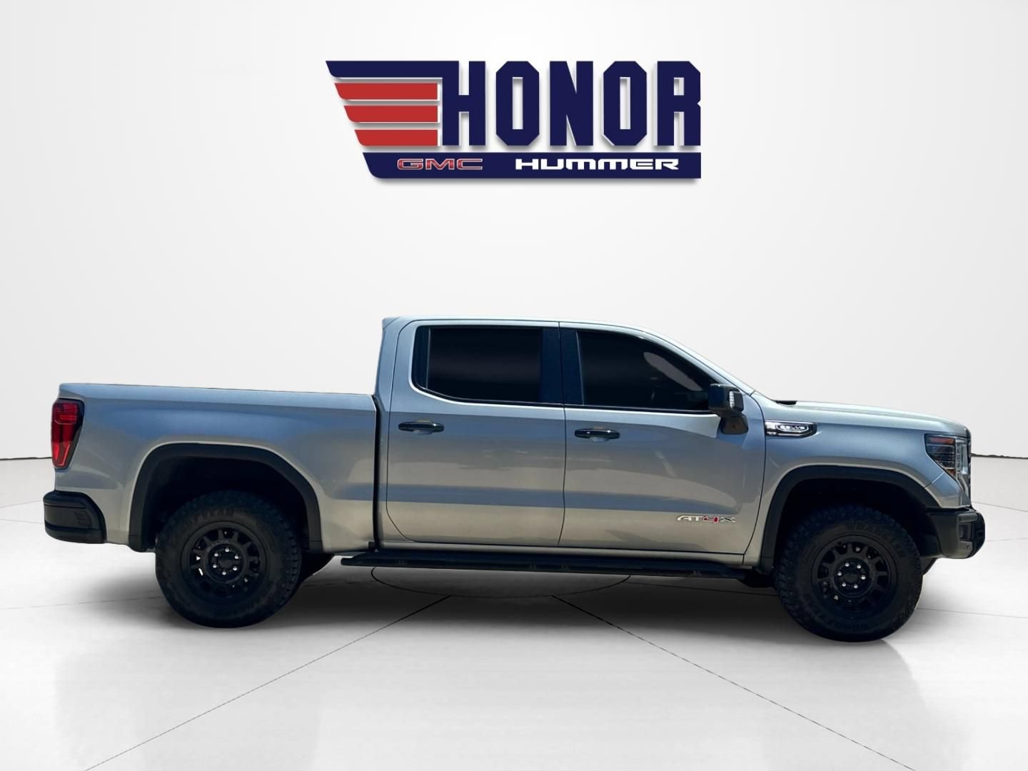 Used 2023 GMC Sierra 1500 AT4X w/ AT4X AEV Edition AWD/4WD image 3