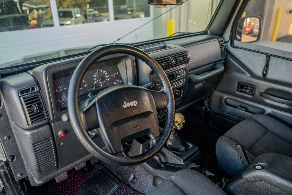 Used 2006 Jeep Wrangler Rubicon AWD/4WD image 15