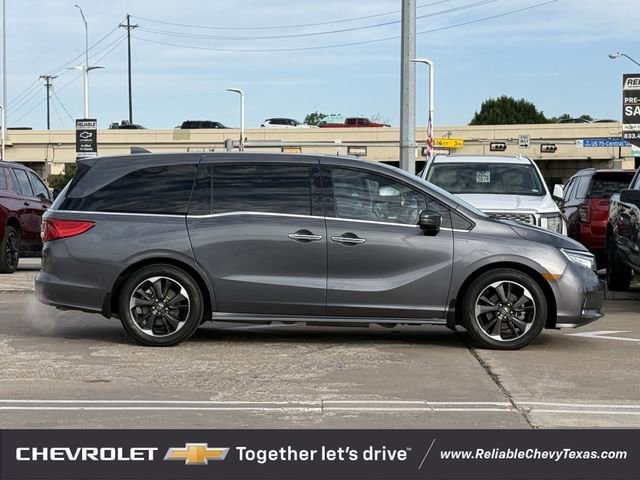 Used 2024 Honda Odyssey Elite image 5