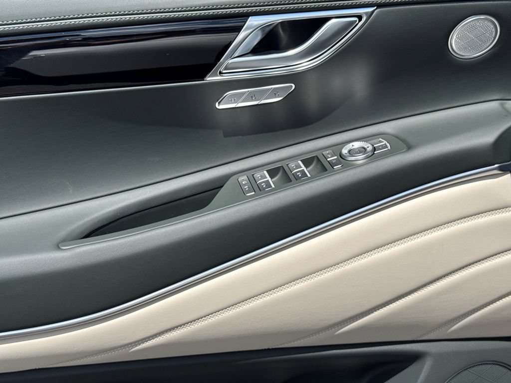 New 2026 Genesis GV80 2.5T RWD image 12