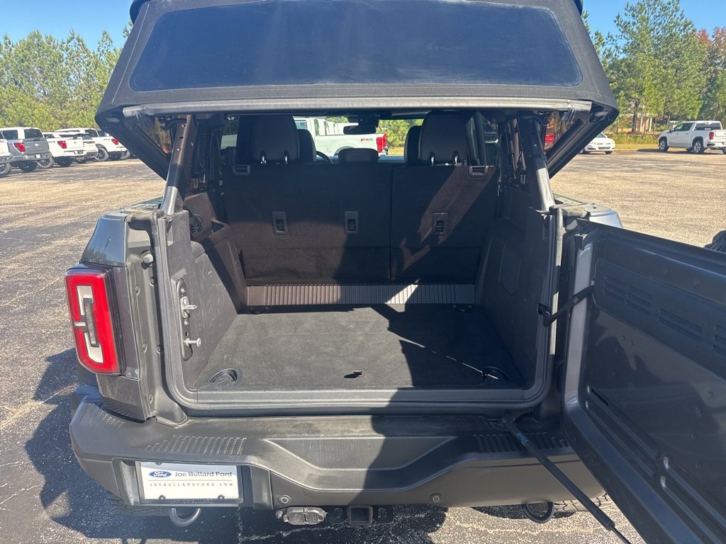 Used 2022 Ford Bronco Badlands image 13