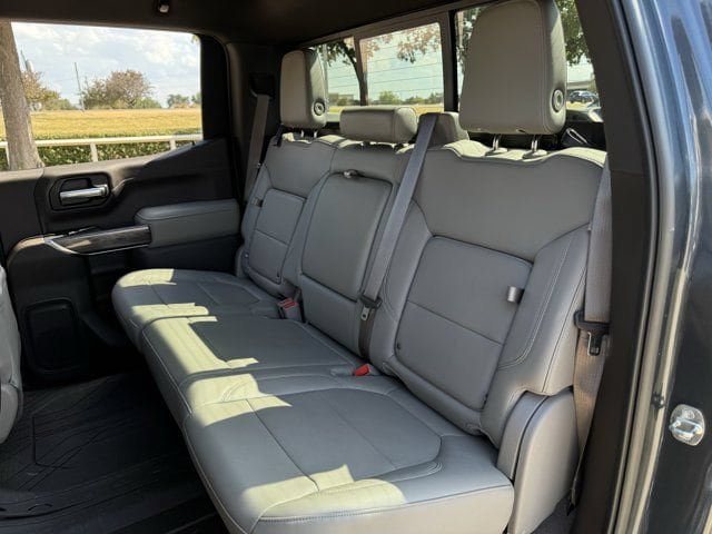 Used 2020 Chevrolet Silverado 1500 LTZ w/ LTZ Plus Package AWD/4WD image 28