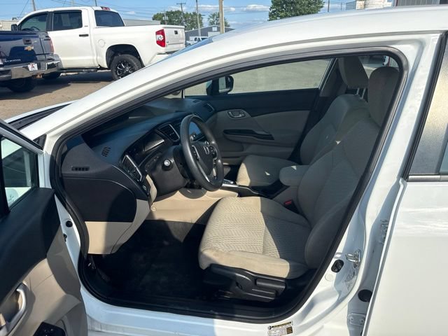 Used 2015 Honda Civic SE image 9