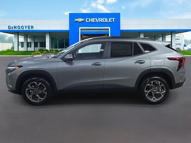 New 2026 Chevrolet Trax LT w/ Driver Confidence Package FWD image 11