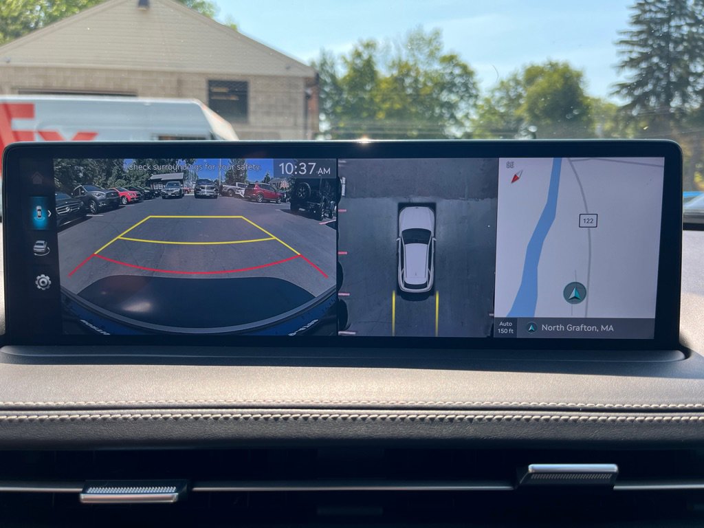 Used 2024 Genesis Electrified GV70 w/ Prestige Package image 33