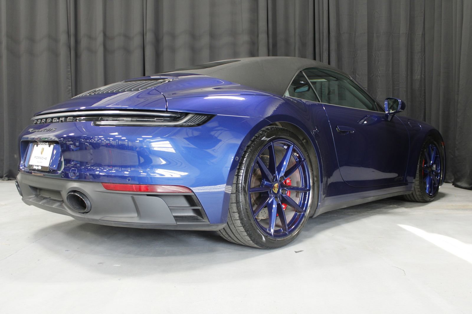 Used 2024 Porsche 911 Carrera 4 GTS image 3