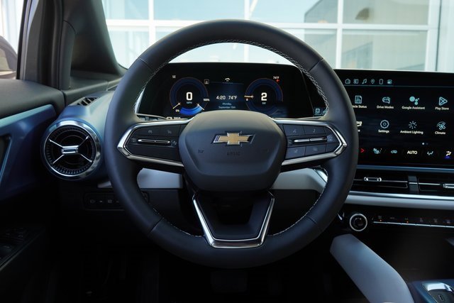 New 2025 Chevrolet Equinox EV LT image 13