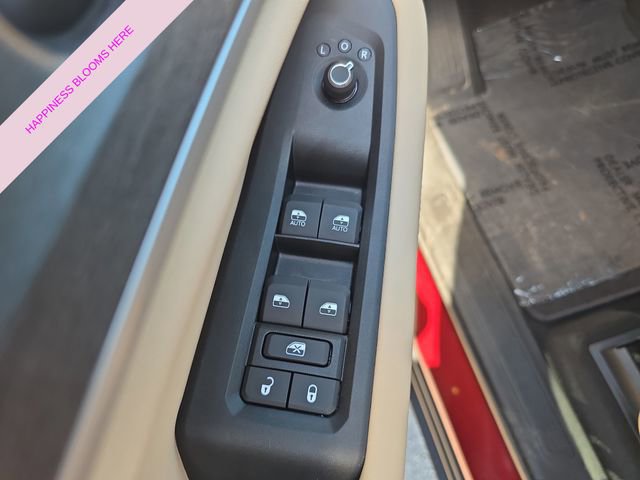 Certified 2025 Jeep Grand Cherokee Limited w/ Black Appearance Package RWD image 14