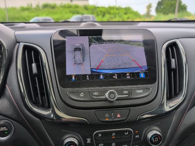 Used 2022 Chevrolet Equinox RS w/ RS Leather Package AWD/4WD image 17