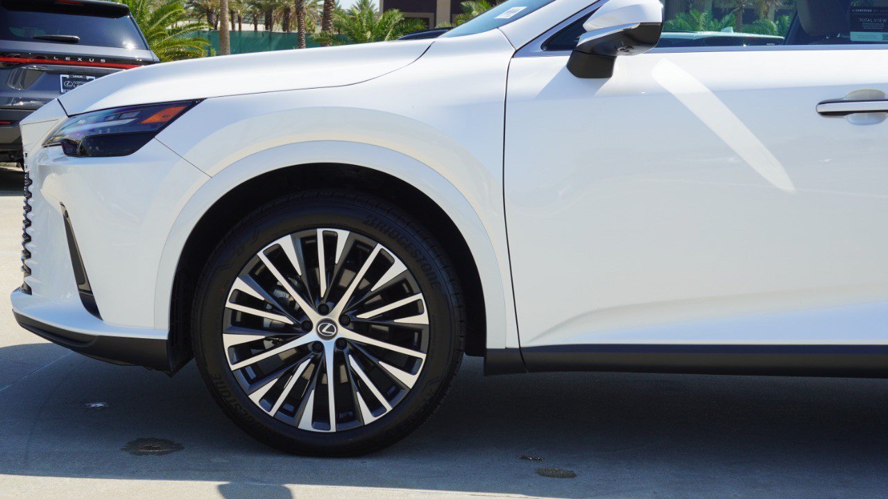 Certified 2025 Lexus RX 350 Premium Plus w/ Accessory Package (Z1) FWD image 10