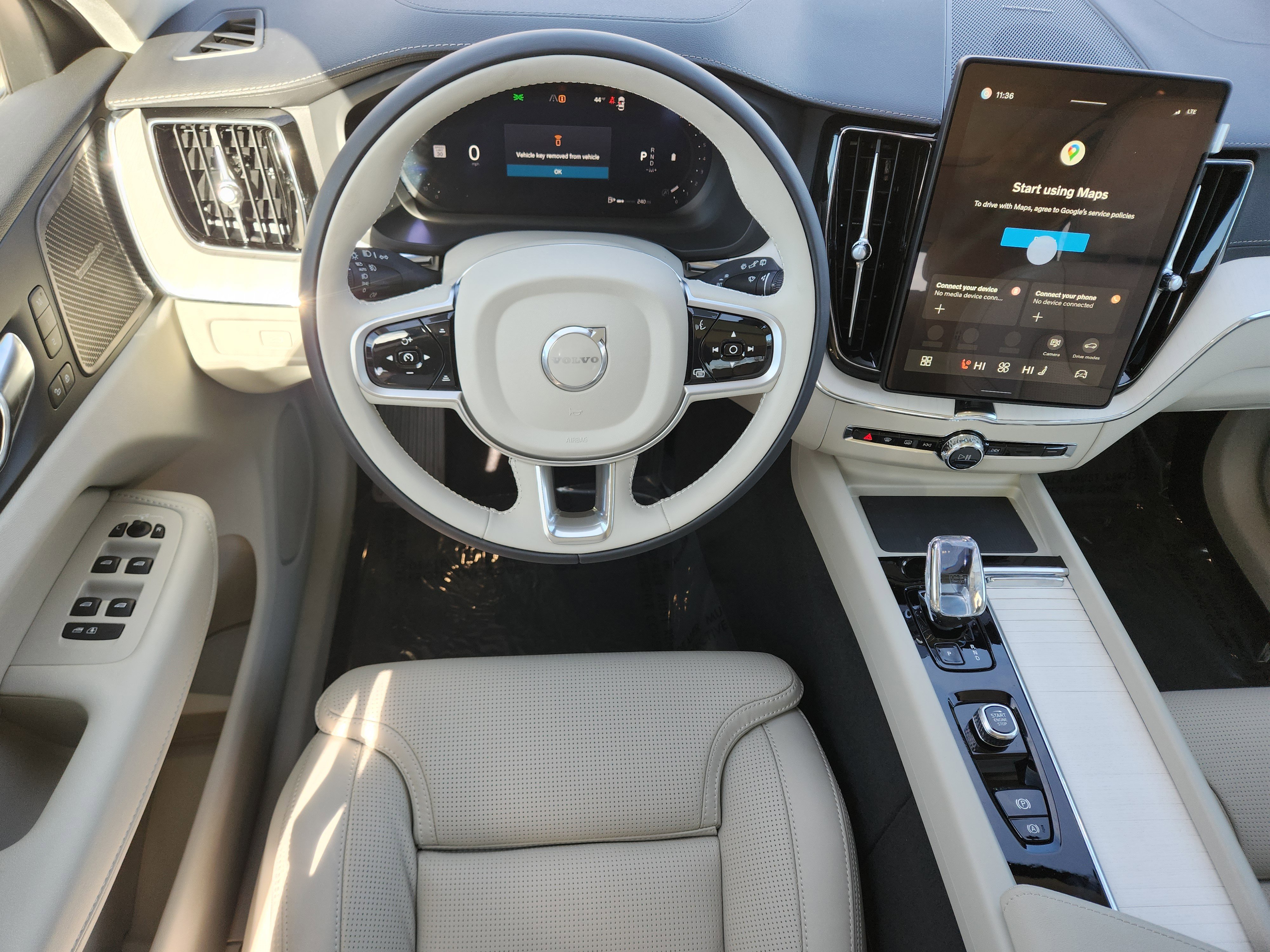 New 2026 Volvo XC60 B5 Ultra w/ Protection Package Premier image 8