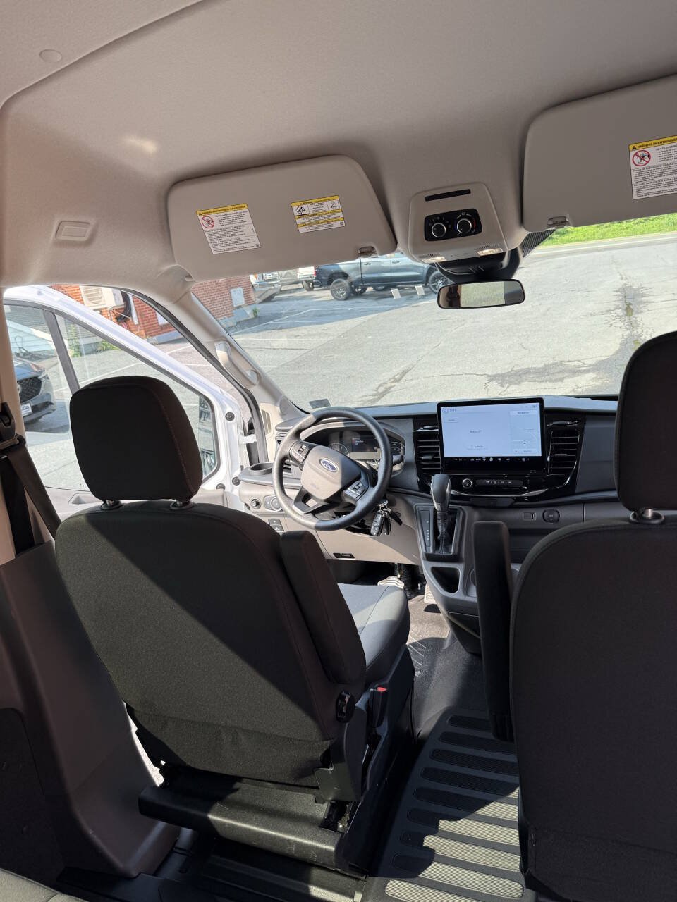 Used 2025 Ford Transit 350 XLT RWD image 15