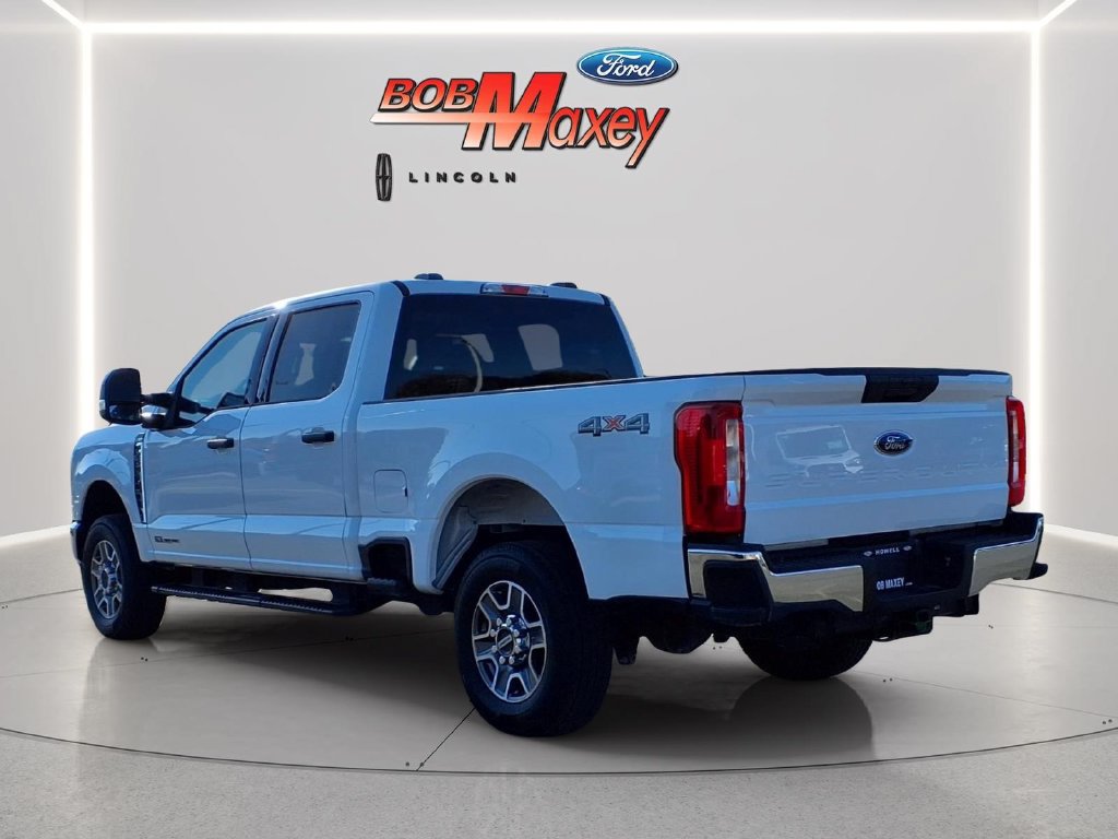Used 2025 Ford F250 XLT AWD/4WD image 7