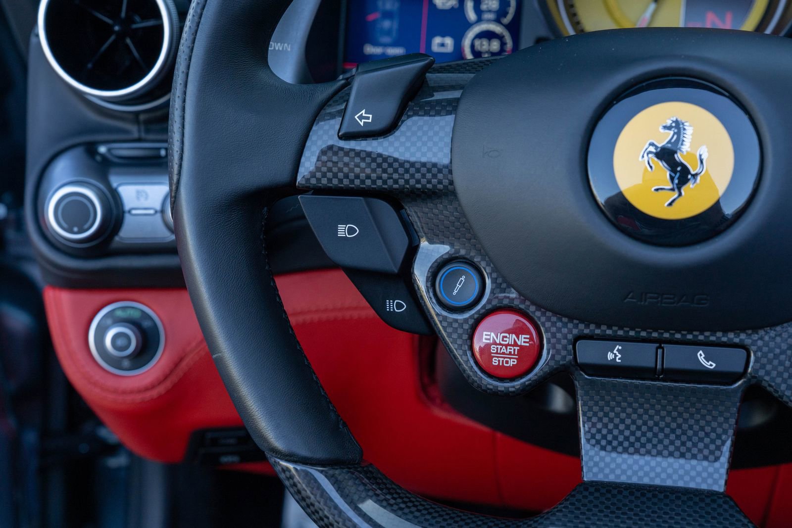 Certified 2019 Ferrari Portofino image 37