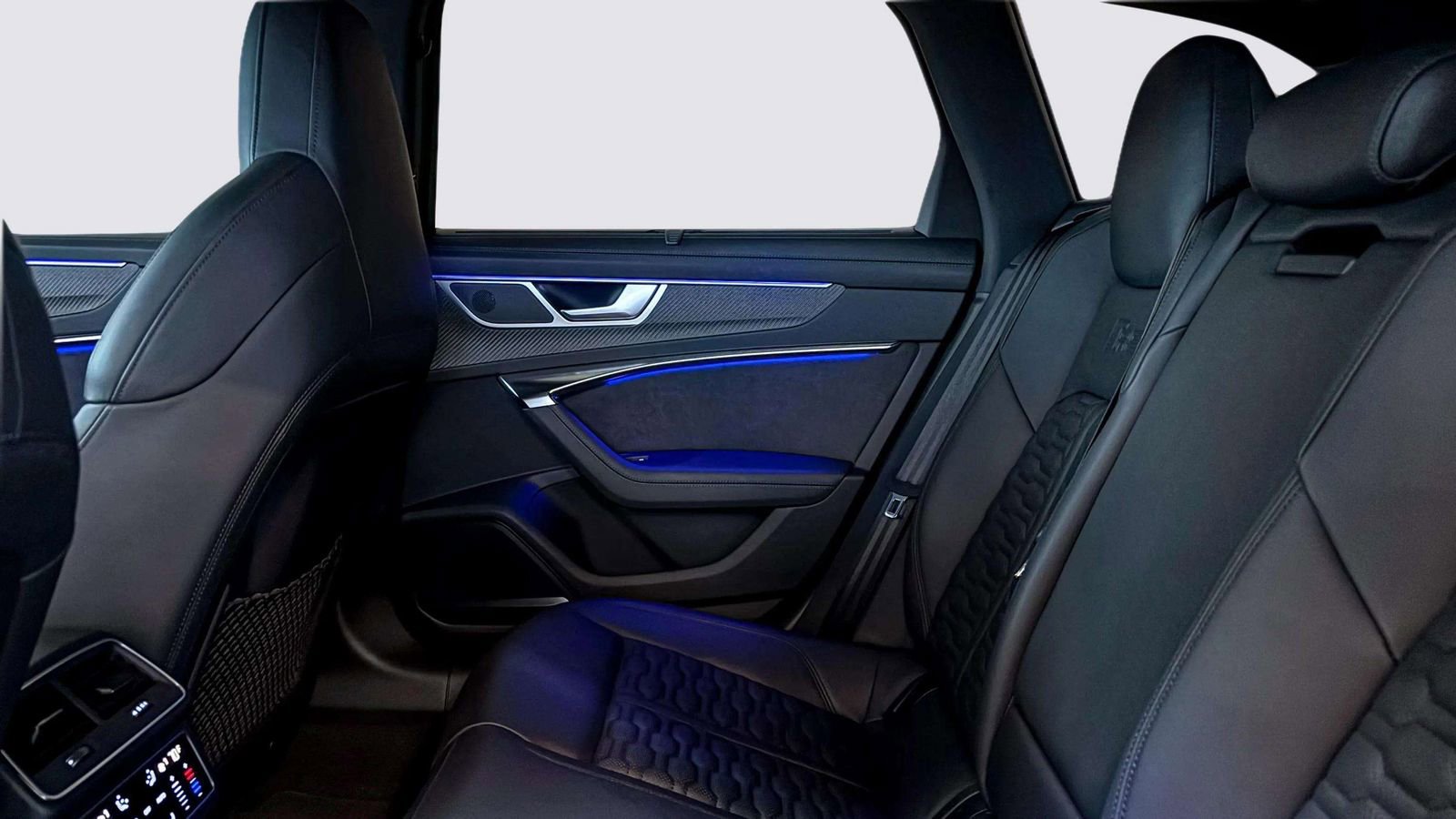 Used 2023 Audi RS 6 w/ Carbon Optic Package image 52