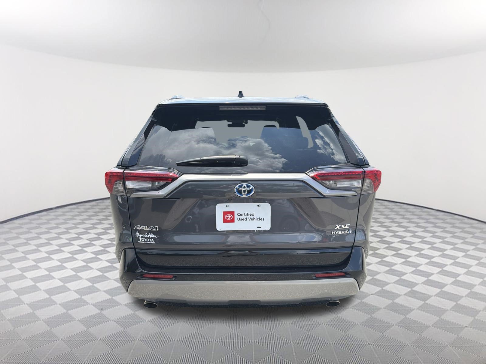 Certified 2024 Toyota RAV4 XSE w/ Weather Package AWD/4WD image 16