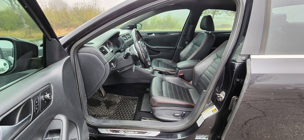 Used 2014 Volkswagen Jetta GLI Edition 30 FWD image 3