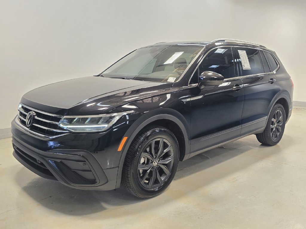 Used 2024 Volkswagen Tiguan SE FWD image 38
